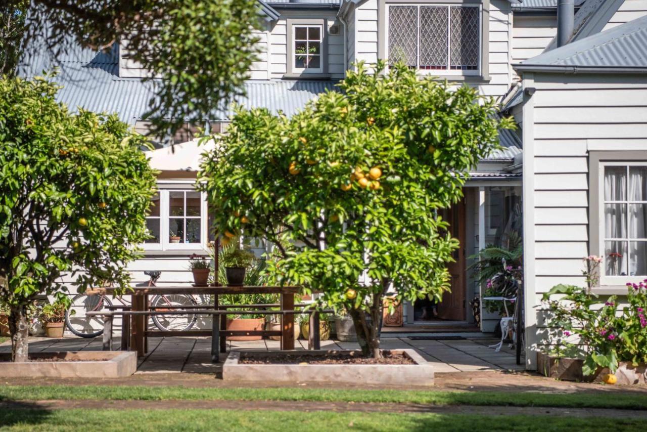 French Bay House Acomodação com café da manhã Akaroa Exterior foto